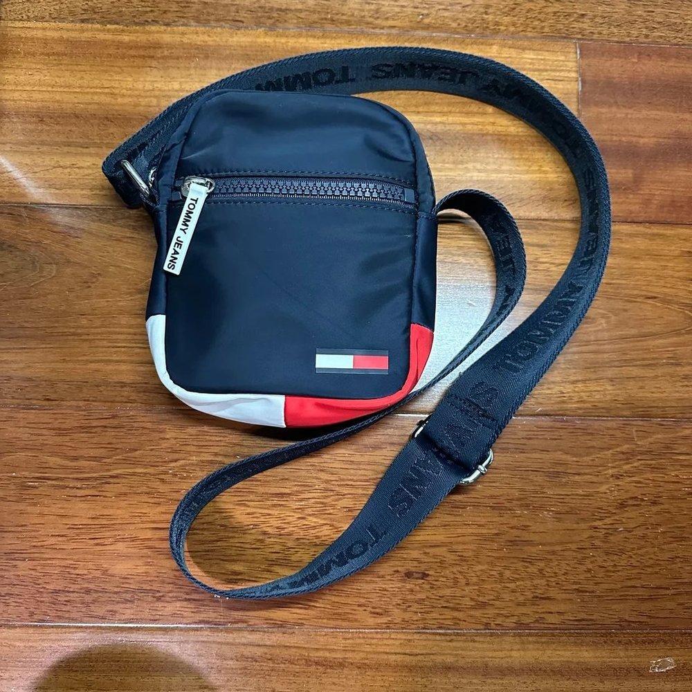 Tommy Jeans Crossbody Bag